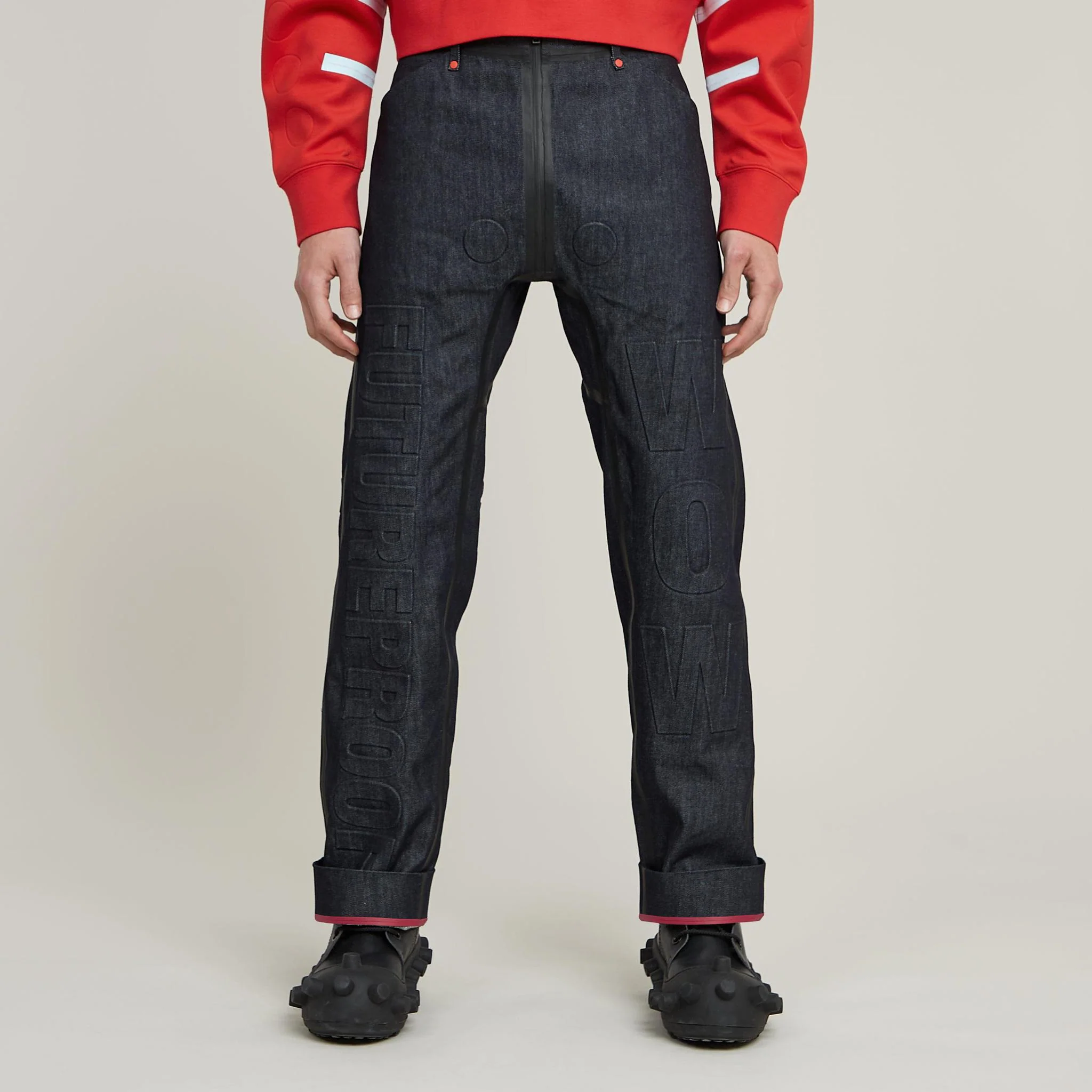 GSxWVB Basic Jeans With Balls - Image 3