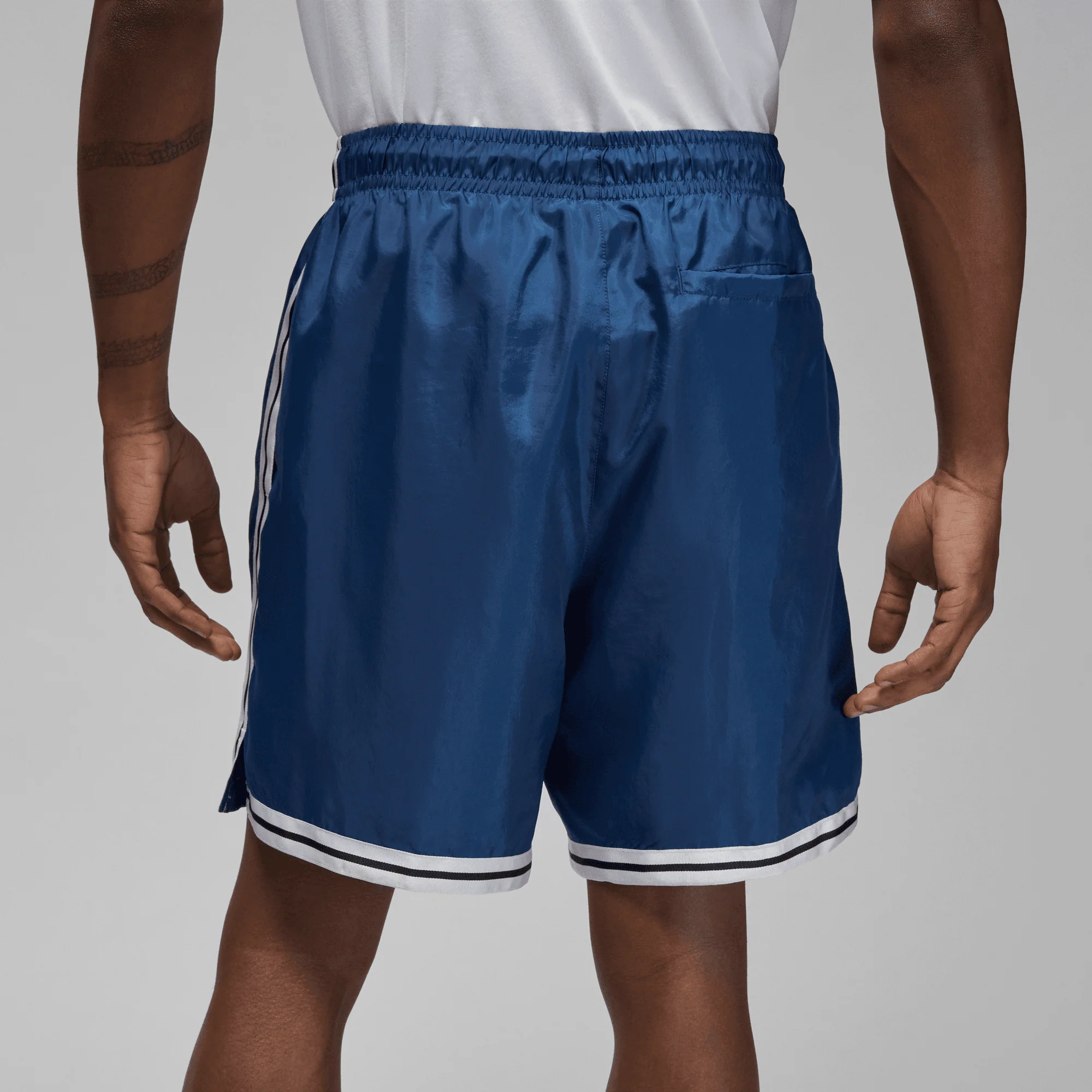 JORDAN SHORTS "ESSENTIALS" (BLUE) - Image 3