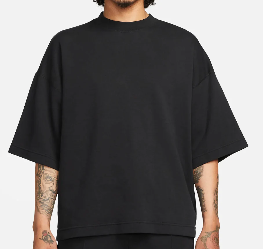 Nike Sportswear Tech Fleece Men's Oversized Short-Sleeve Sweatshirt - Image 3