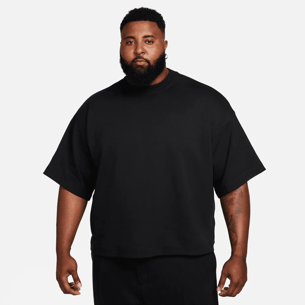 Nike Sportswear Tech Fleece Men's Oversized Short-Sleeve Sweatshirt - Image 5