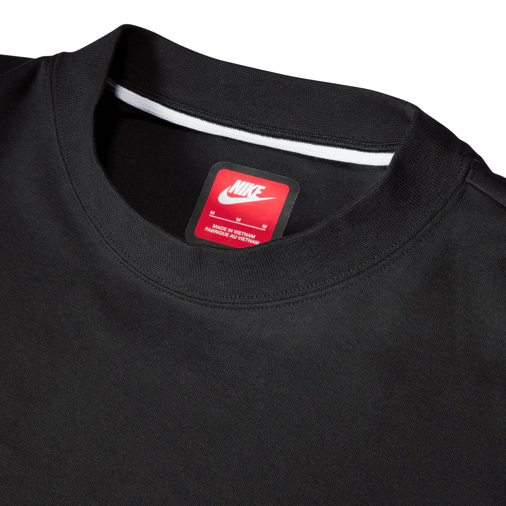 Nike Sportswear Tech Fleece Men's Oversized Short-Sleeve Sweatshirt - Image 9
