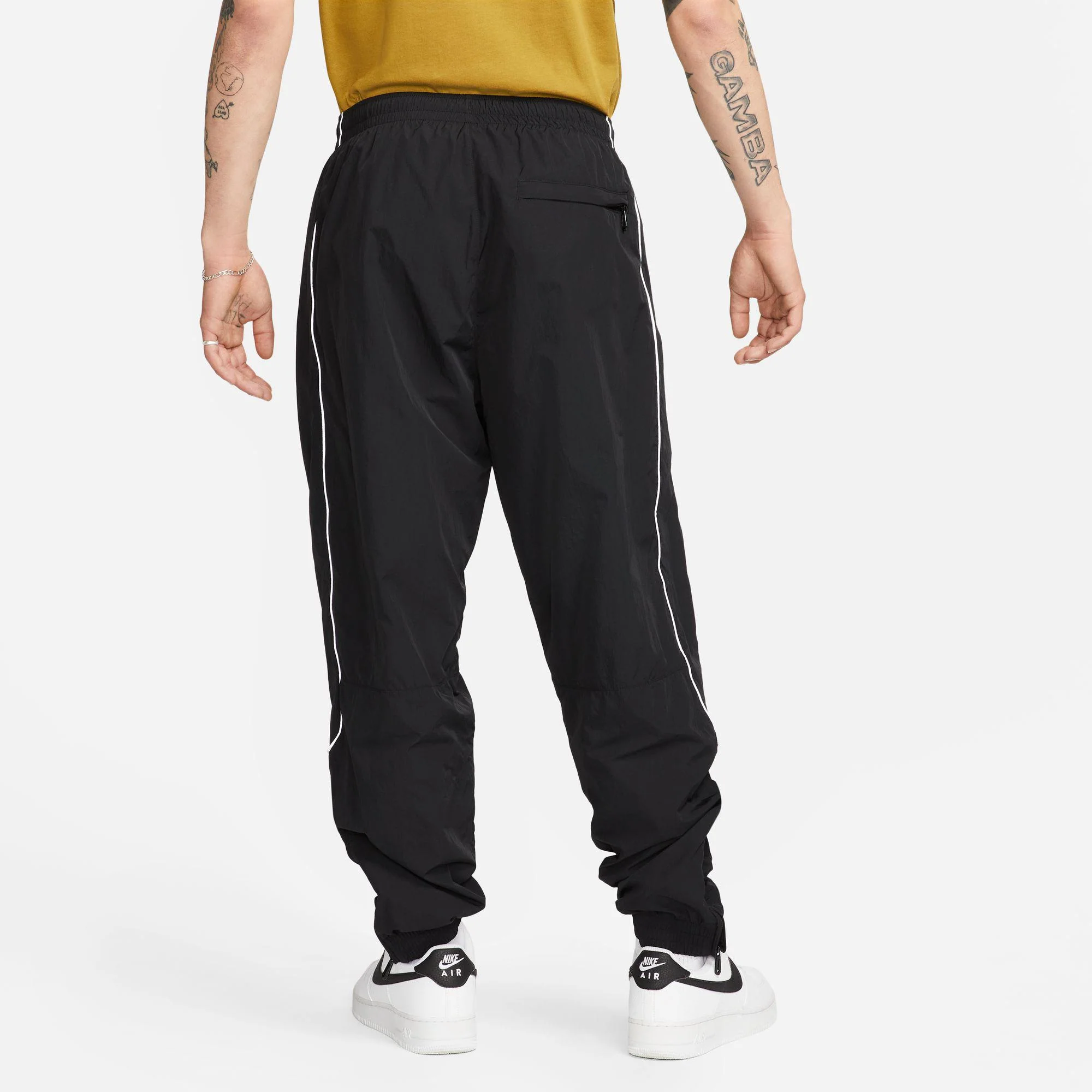 Nike Solo Swoosh Men's Track Pants Black - Image 2