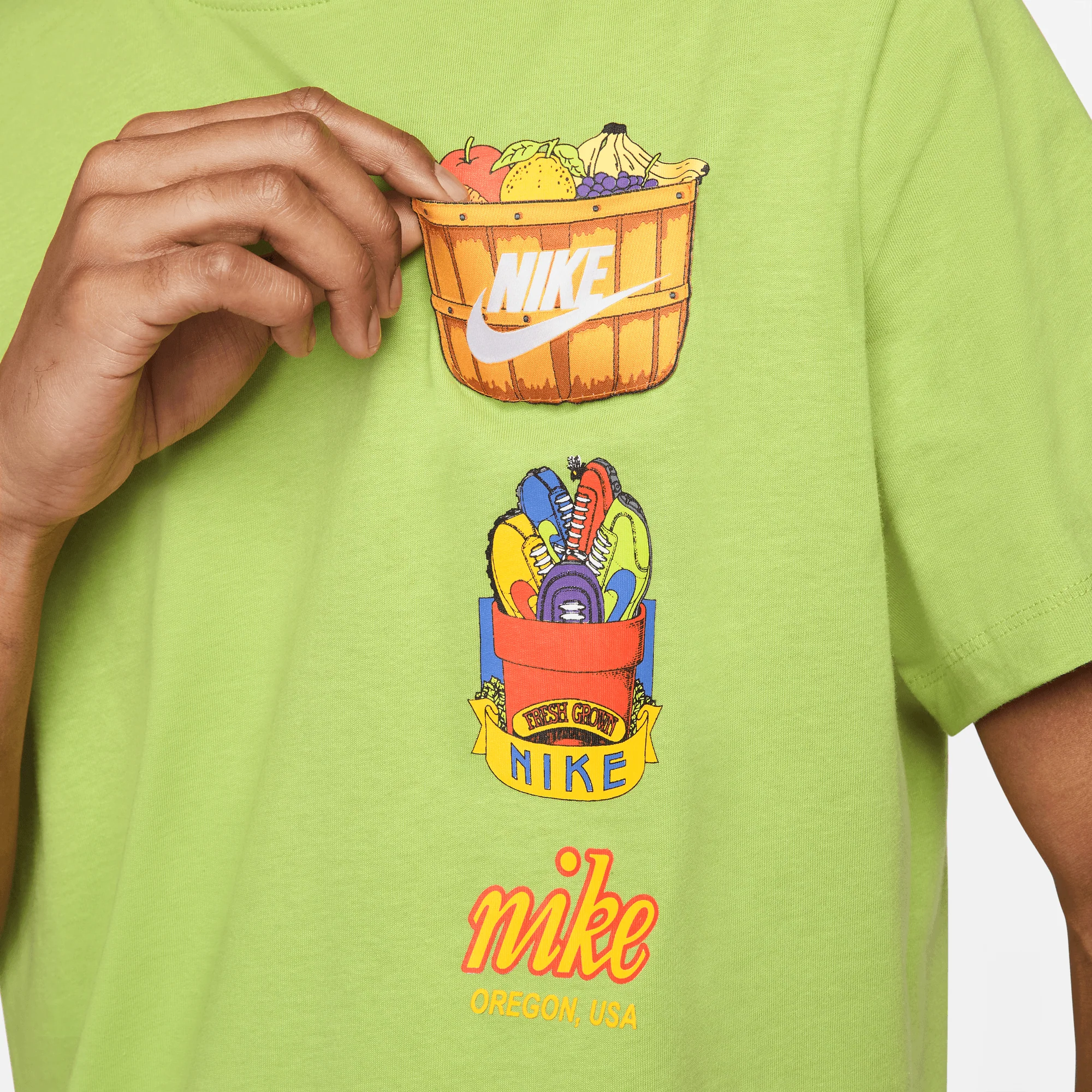 NIKE SPORTSWEAR TEE (GREEN) - Image 4