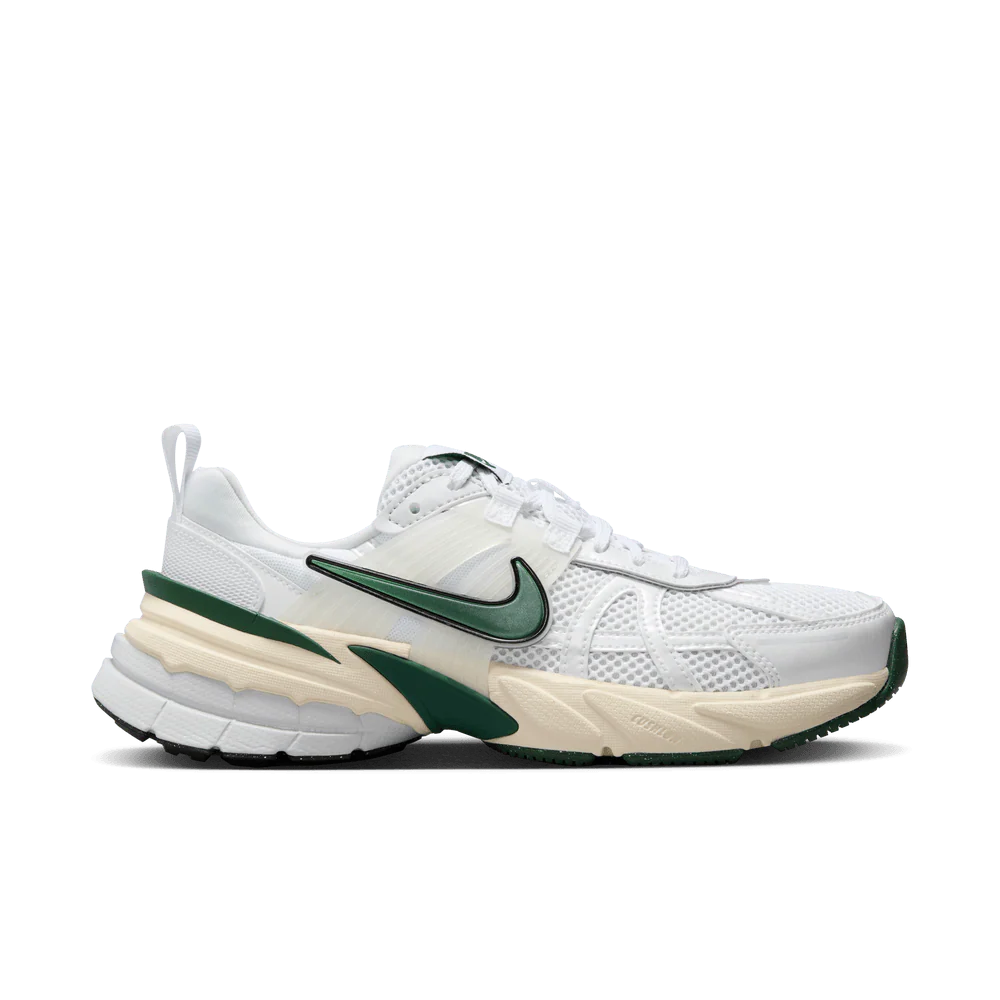 Womens Nike V2K Run WHITE/PLATINUM TINT-PHOTON DUST-FIR