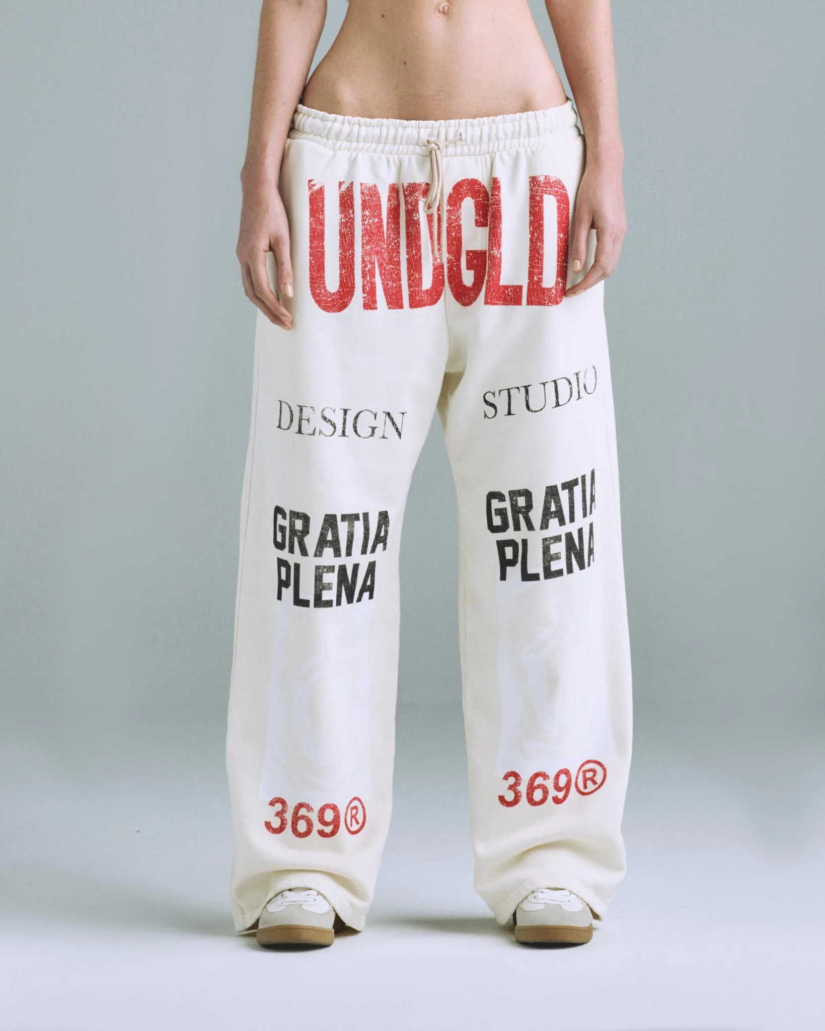 Undergold Gratia Plena Mary Sweatpant Cream - Image 3