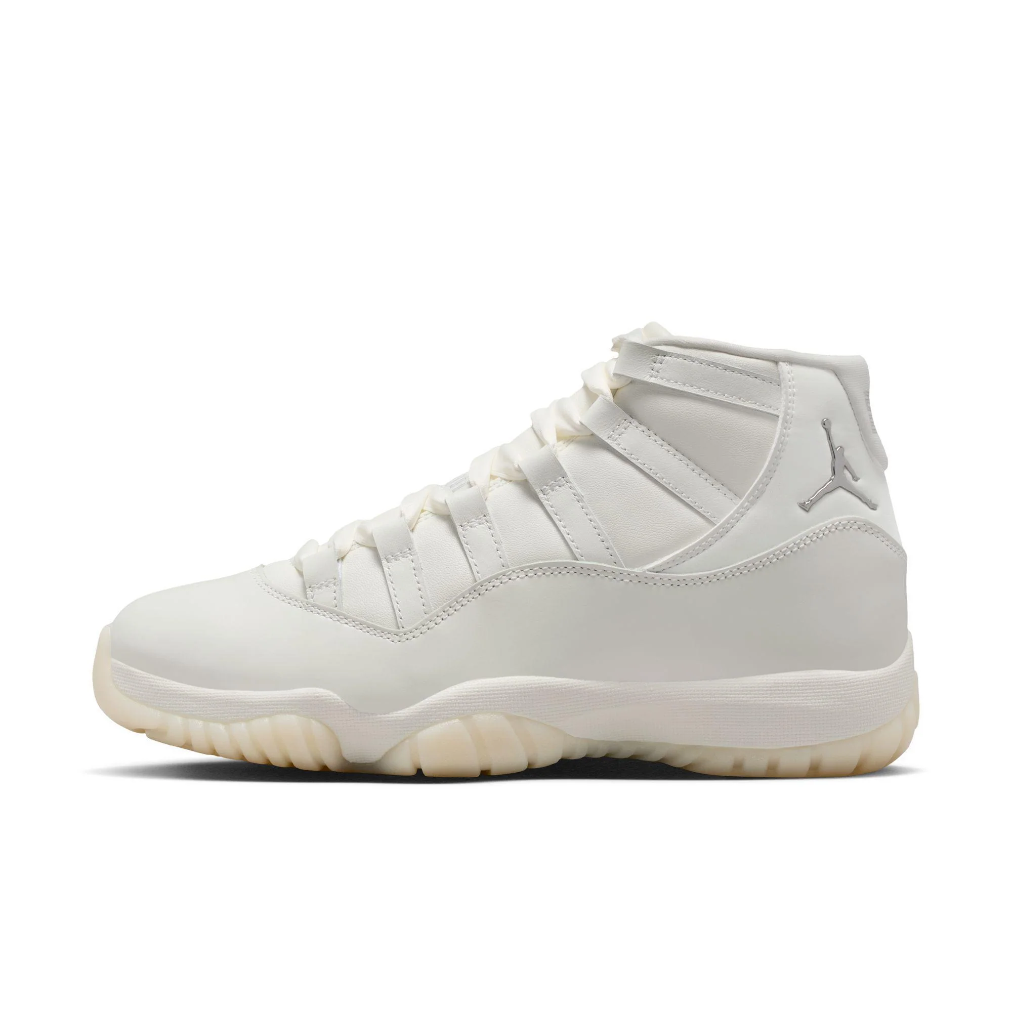 Women's Air Jordan 11 Retro "Pearl" - Image 4